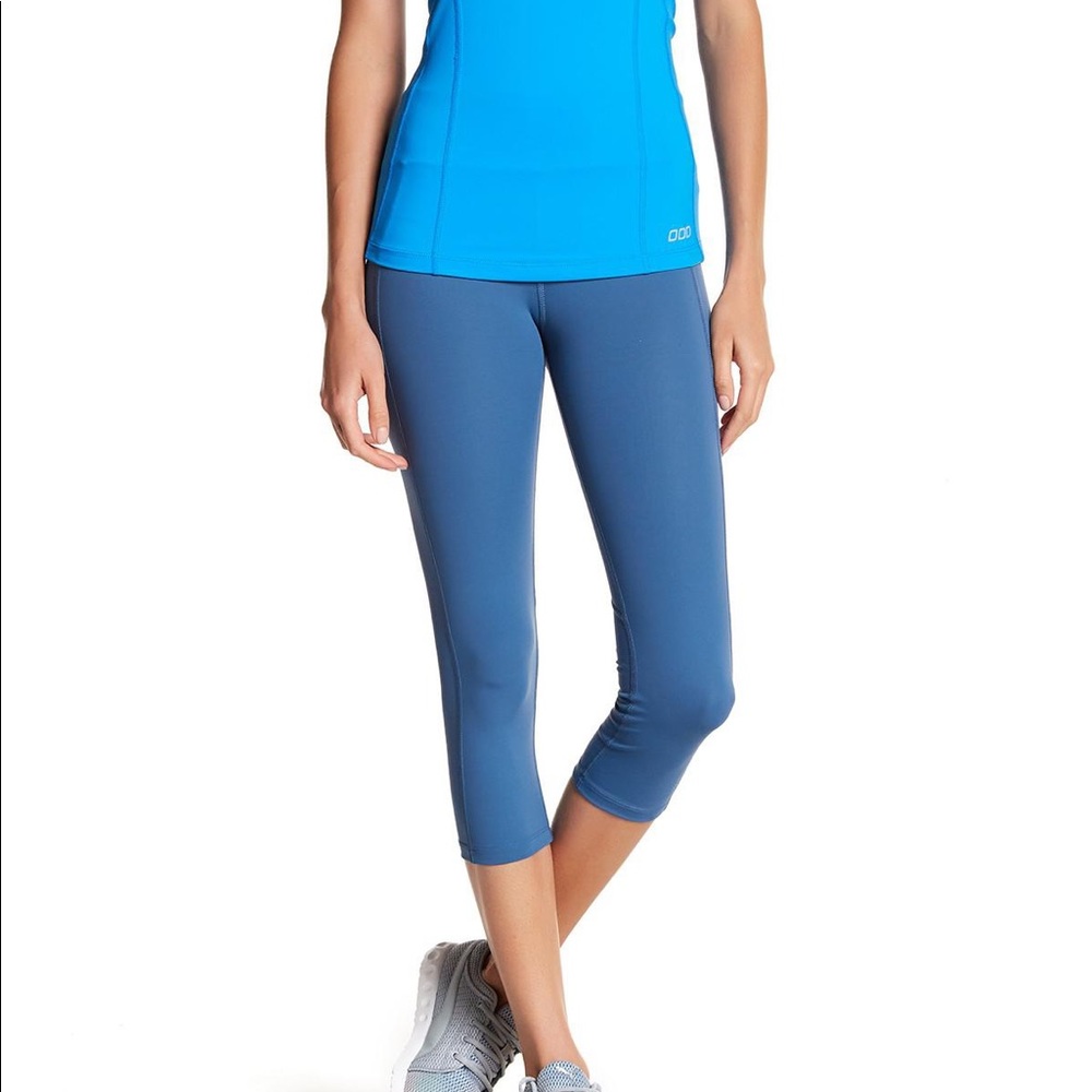Lorna Jane Booty Support Crop Leggings in Blue
